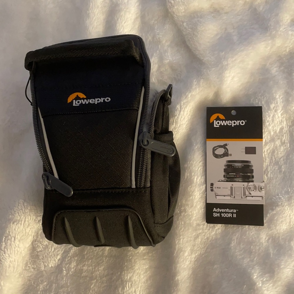 Black camera/lenses case